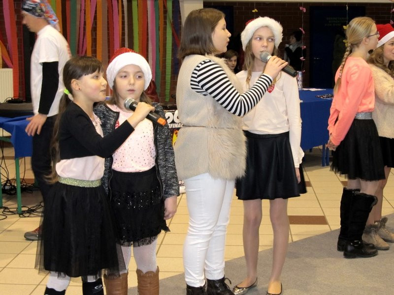 Wielu chętnych na kolację z prezydentem (zdjęcia)