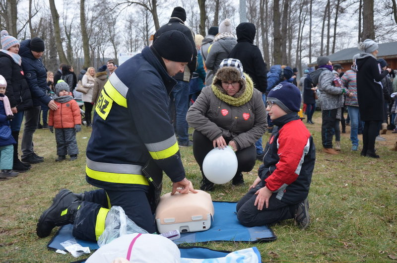 Gorące serca chłodzone w jeziorze (zdjęcia)