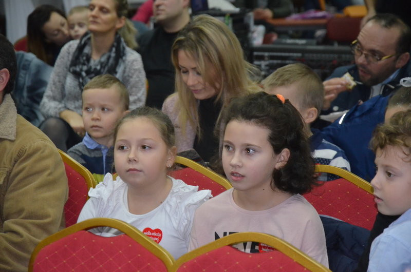 Przedszkolacy zagrali dla WOŚP w Lipnie (zdjęcia)