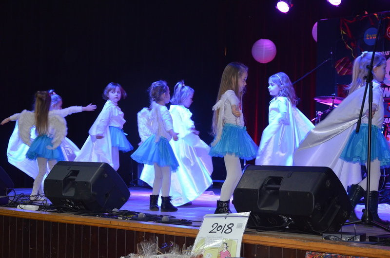 Przedszkolacy zagrali dla WOŚP w Lipnie (zdjęcia)