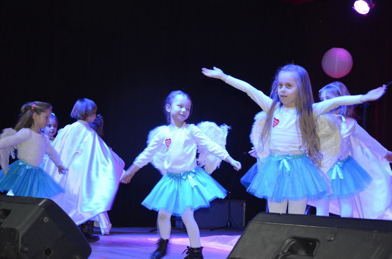 Przedszkolacy zagrali dla WOŚP w Lipnie (zdjęcia)