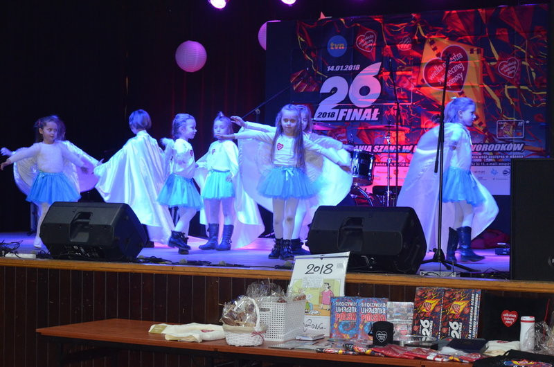 Przedszkolacy zagrali dla WOŚP w Lipnie (zdjęcia)