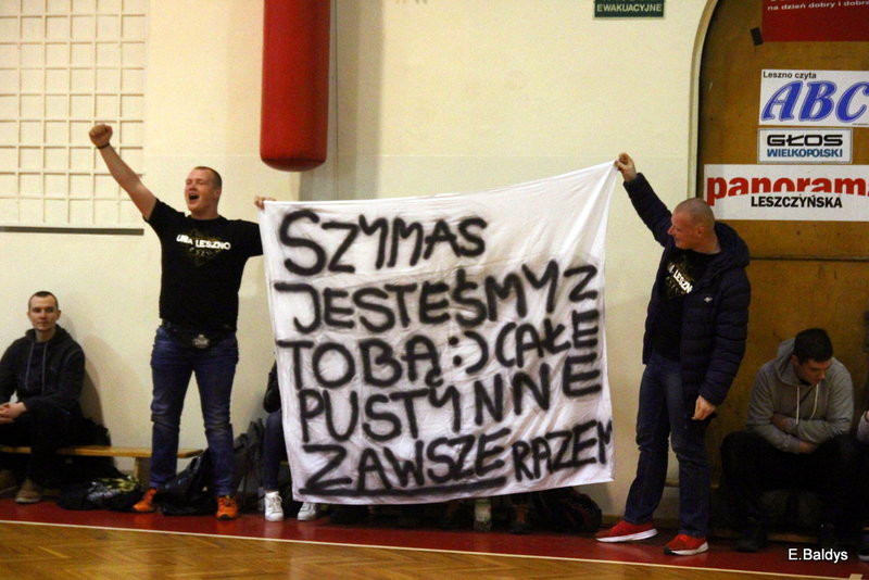 Amatorzy pod koszami (zdjęcia)