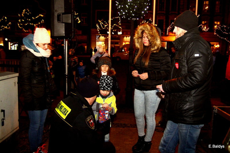 Światełko do nieba z Rynku w Lesznie (zdjęcia)