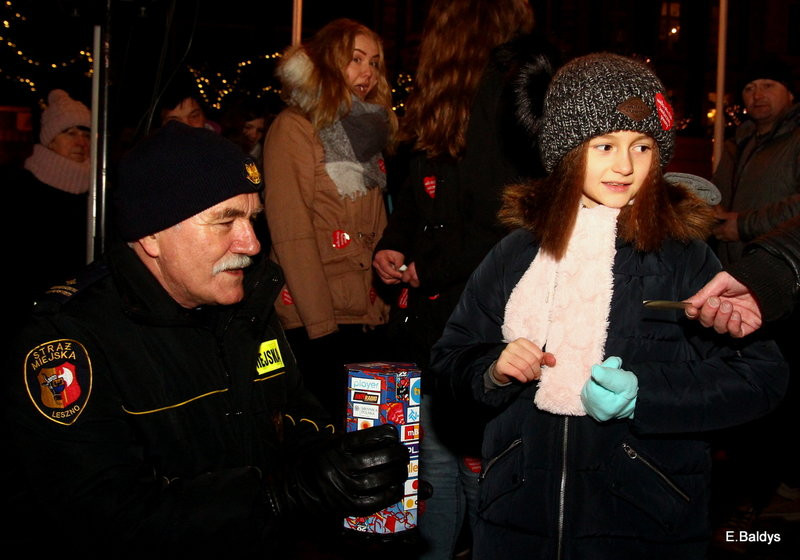 Światełko do nieba z Rynku w Lesznie (zdjęcia)