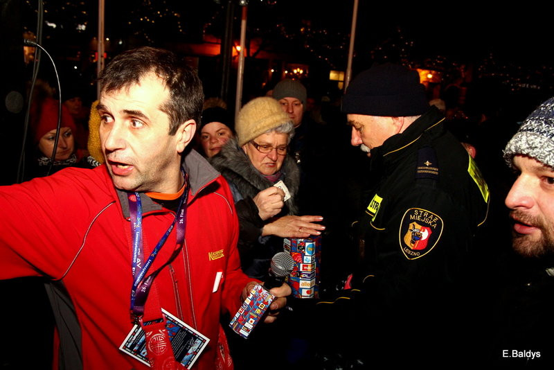 Światełko do nieba z Rynku w Lesznie (zdjęcia)