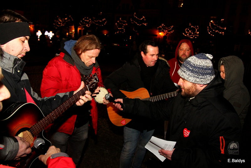 Światełko do nieba z Rynku w Lesznie (zdjęcia)