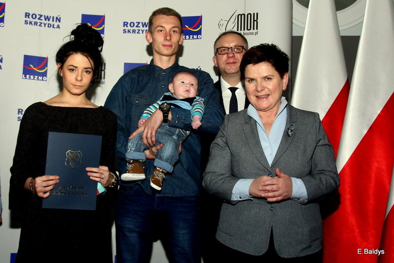 Beata Szydło wręczała Leszczyńskie Becikowe (zdjęcia)