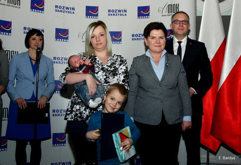 Beata Szydło wręczała Leszczyńskie Becikowe (zdjęcia)