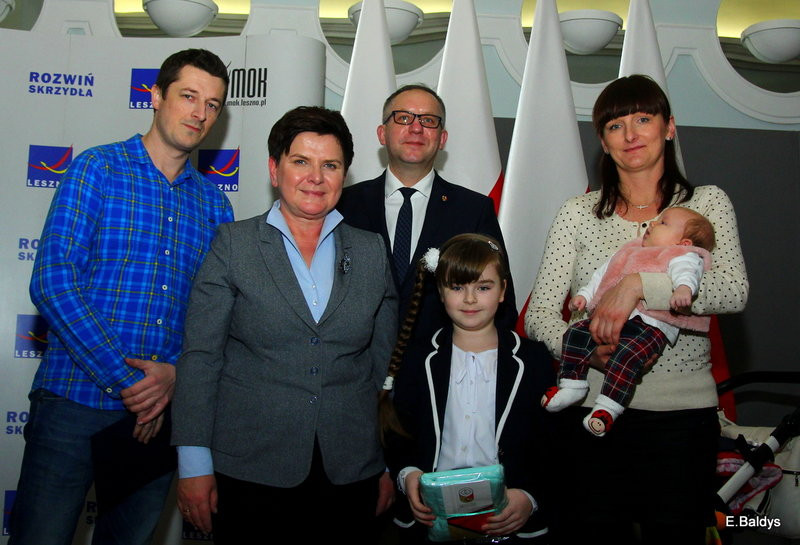 Beata Szydło wręczała Leszczyńskie Becikowe (zdjęcia)