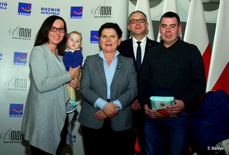 Beata Szydło wręczała Leszczyńskie Becikowe (zdjęcia)