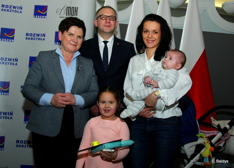 Beata Szydło wręczała Leszczyńskie Becikowe (zdjęcia)