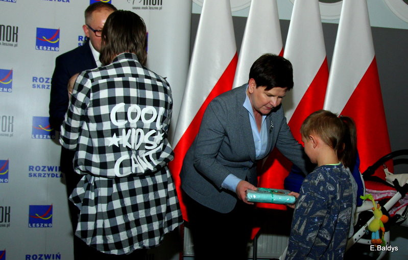 Beata Szydło wręczała Leszczyńskie Becikowe (zdjęcia)