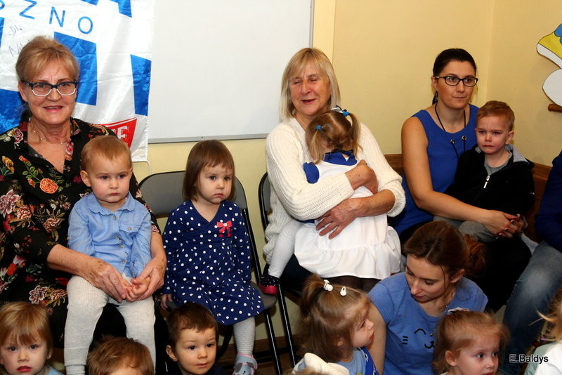 Żużlowe smerfy w Kolorowym Świecie (zdjęcia)