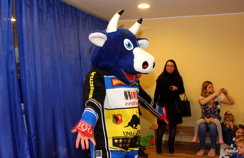 Żużlowe smerfy w Kolorowym Świecie (zdjęcia)