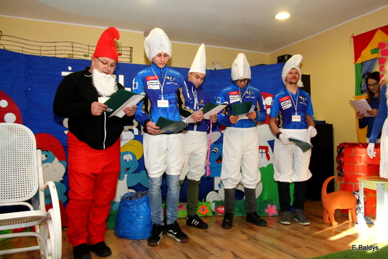 Żużlowe smerfy w Kolorowym Świecie (zdjęcia)