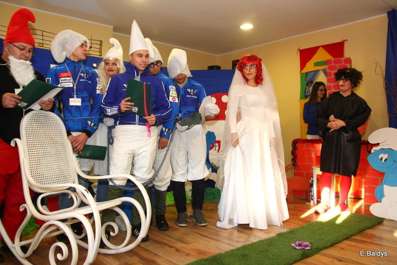 Żużlowe smerfy w Kolorowym Świecie (zdjęcia)