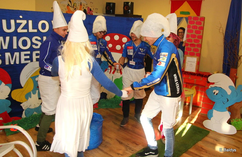 Żużlowe smerfy w Kolorowym Świecie (zdjęcia)