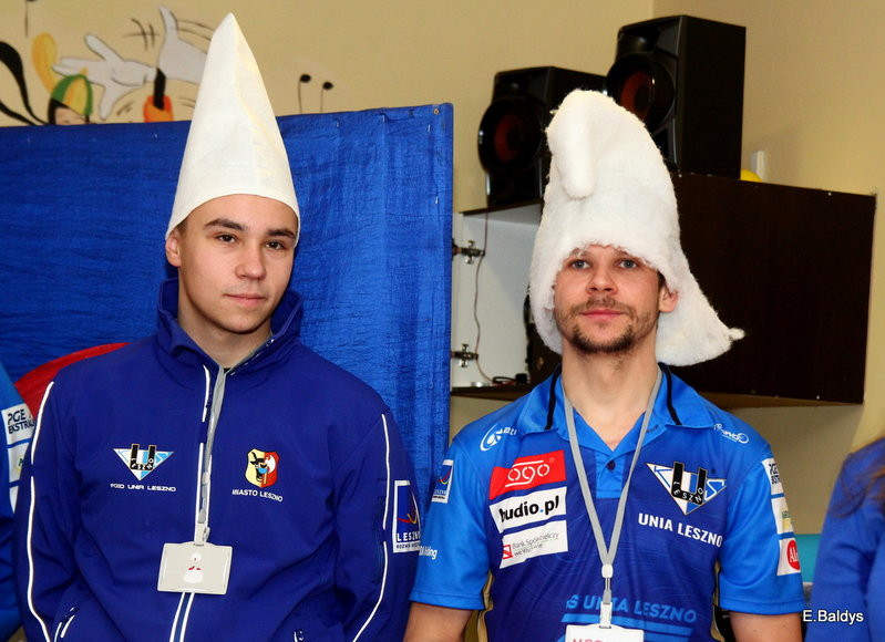 Żużlowe smerfy w Kolorowym Świecie (zdjęcia)