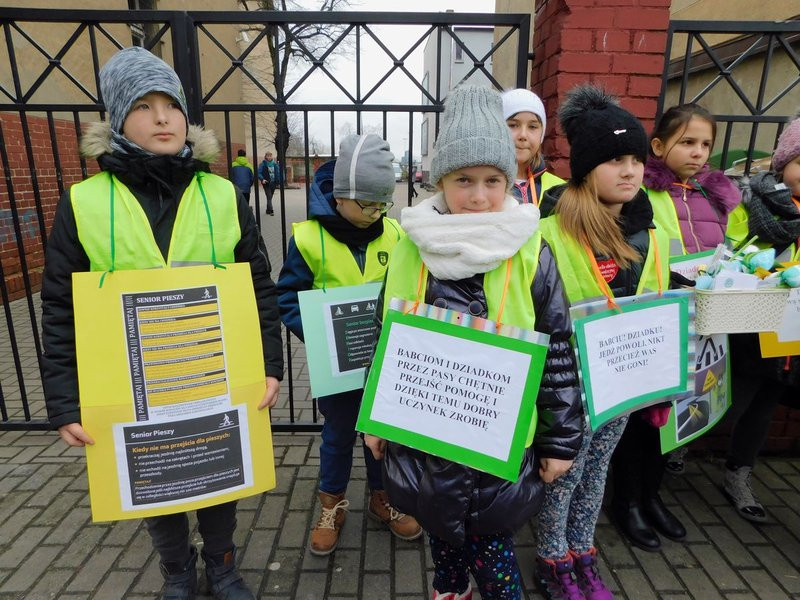 Patrol policyjno - uczniowski (zdjęcia)