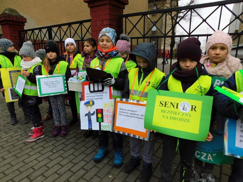 Patrol policyjno - uczniowski (zdjęcia)