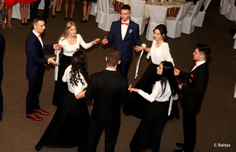 Studniówka Zespołu Szkół nr 4 (zdjęcia)