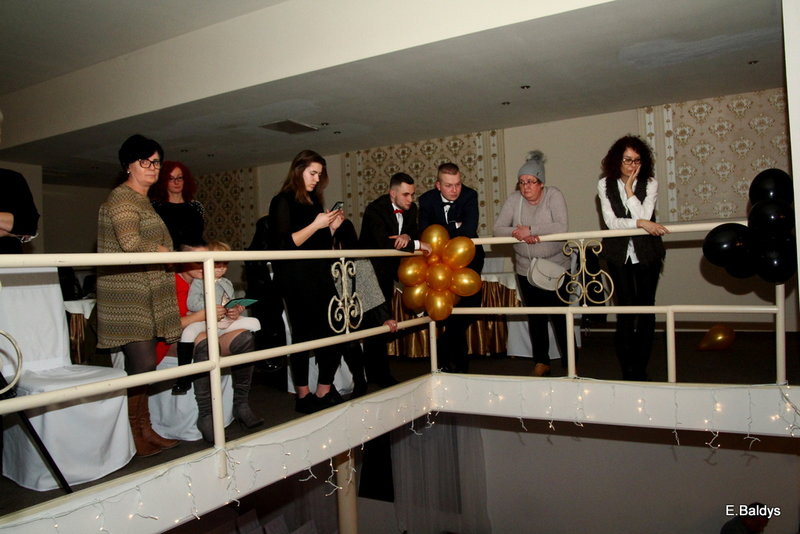 Studniówka Zespołu Szkół nr 4 (zdjęcia)