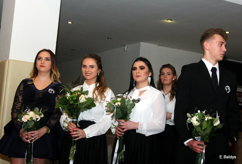 Studniówka Zespołu Szkół nr 4 (zdjęcia)