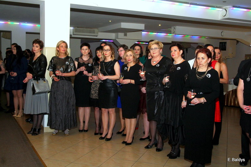 Studniówka Zespołu Szkół nr 4 (zdjęcia)