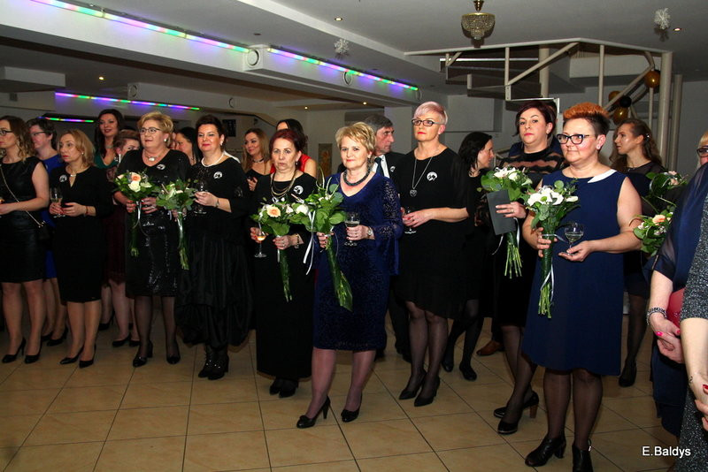 Studniówka Zespołu Szkół nr 4 (zdjęcia)