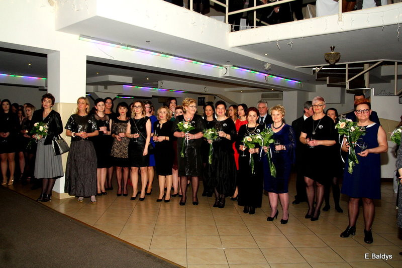 Studniówka Zespołu Szkół nr 4 (zdjęcia)