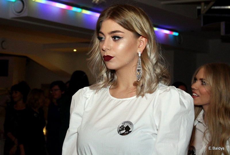 Studniówka Zespołu Szkół nr 4 (zdjęcia)