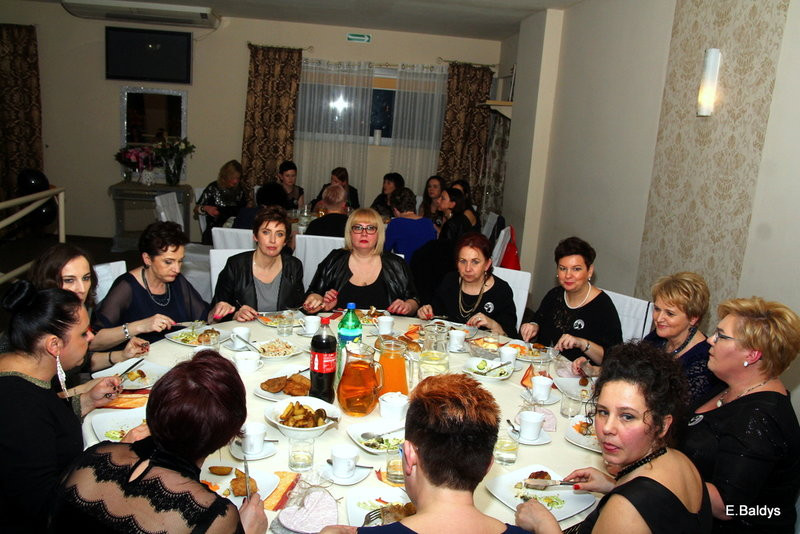 Studniówka Zespołu Szkół nr 4 (zdjęcia)