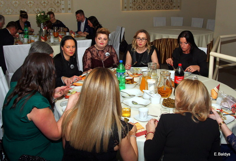 Studniówka Zespołu Szkół nr 4 (zdjęcia)