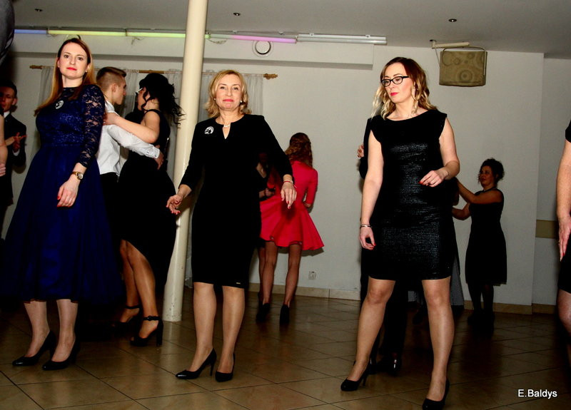 Studniówka Zespołu Szkół nr 4 (zdjęcia)