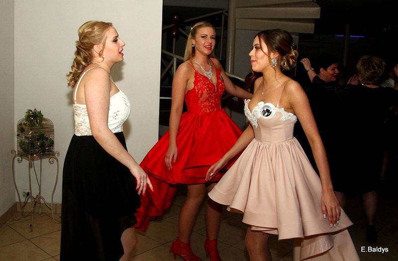 Studniówka Zespołu Szkół nr 4 (zdjęcia)