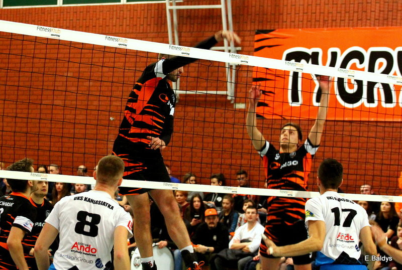 Derby dla Leszna! (zdjęcia)