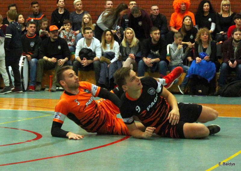 Derby dla Leszna! (zdjęcia)