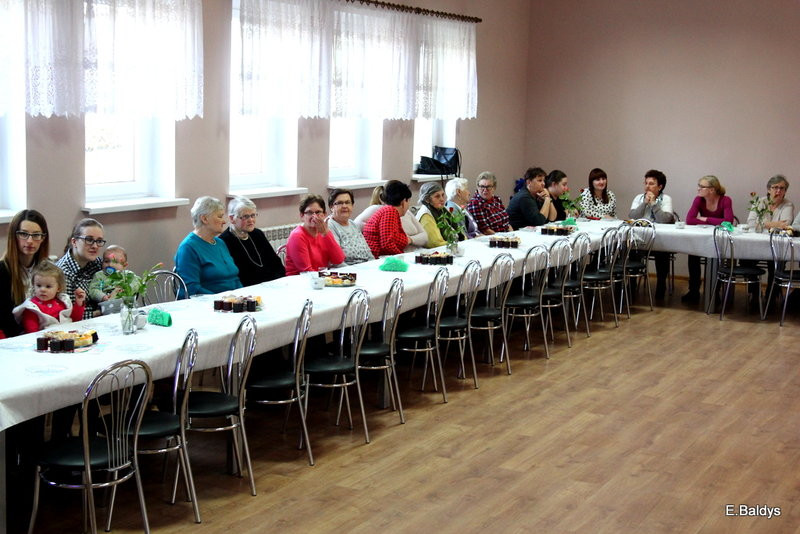 Rozśpiewany Dzień Kobiet w Drzeczkowie (zdjęcia)