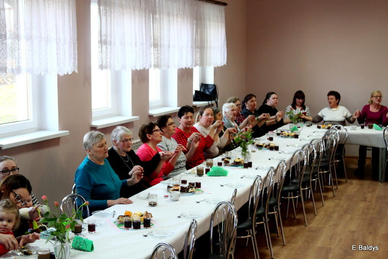 Rozśpiewany Dzień Kobiet w Drzeczkowie (zdjęcia)