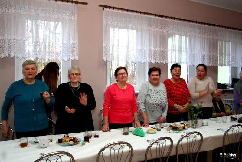 Rozśpiewany Dzień Kobiet w Drzeczkowie (zdjęcia)