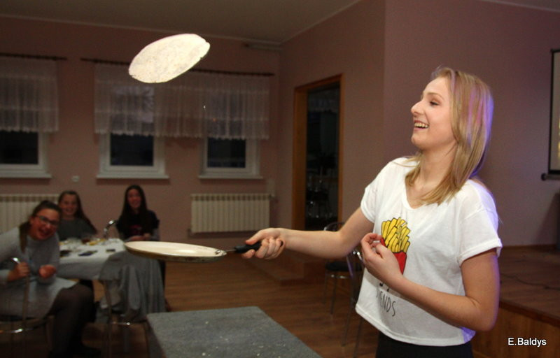 Rozśpiewany Dzień Kobiet w Drzeczkowie (zdjęcia)