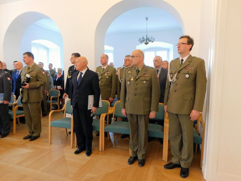Pożegnanie z gratulacjami