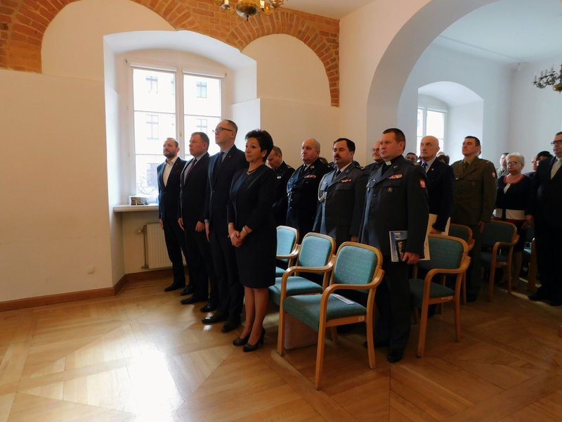 Pożegnanie z gratulacjami