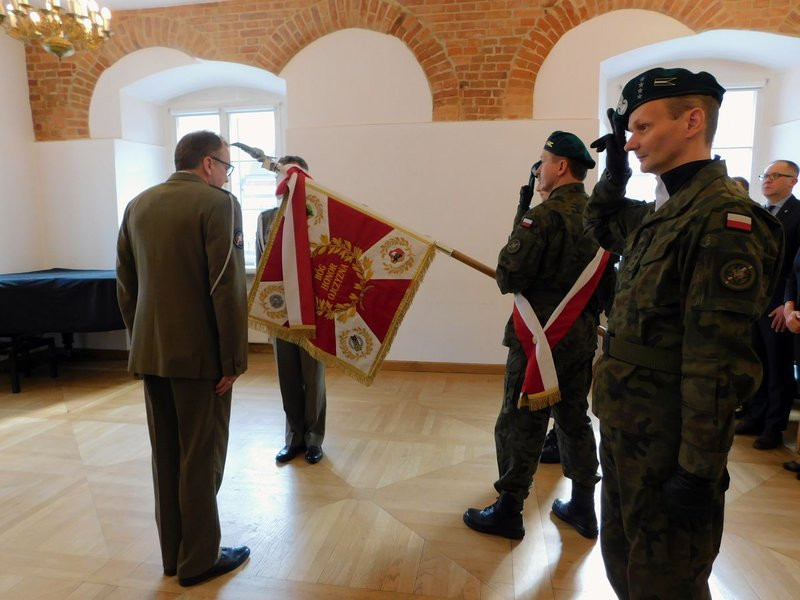 Pożegnanie z gratulacjami