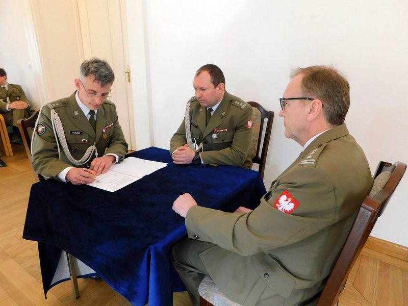 Pożegnanie z gratulacjami