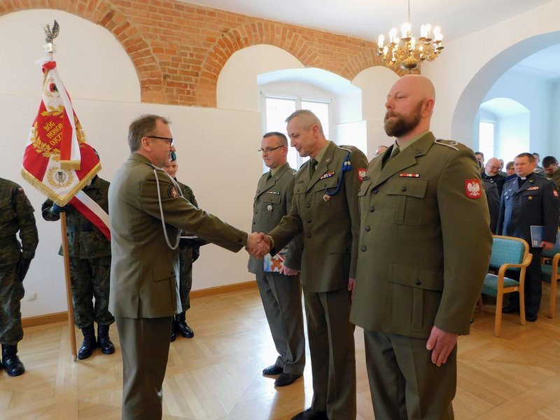 Pożegnanie z gratulacjami