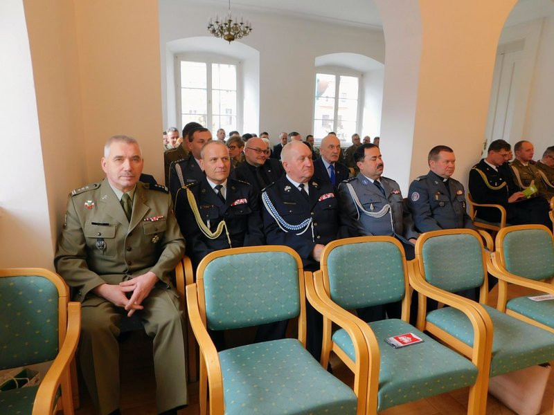 Pożegnanie z gratulacjami