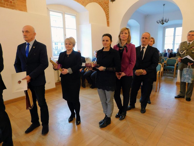 Pożegnanie z gratulacjami
