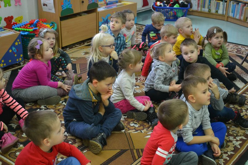 Biblioteka w Krzemieniewie zaprosiła przedszkolaków (zdjęcia)